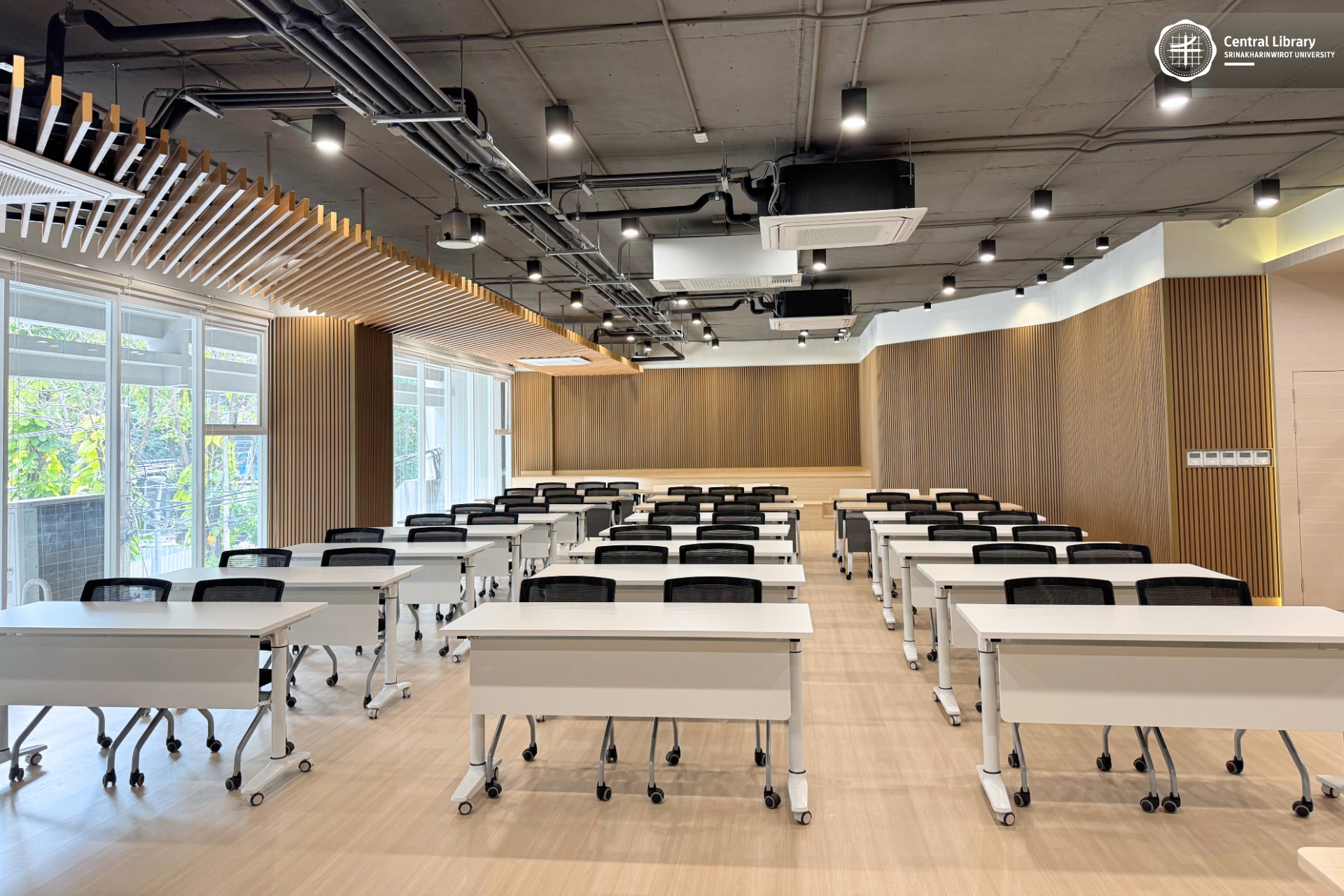 ห้องประชุม ผศ.ดร.มาเรีย เหล่าสุนทร (1)