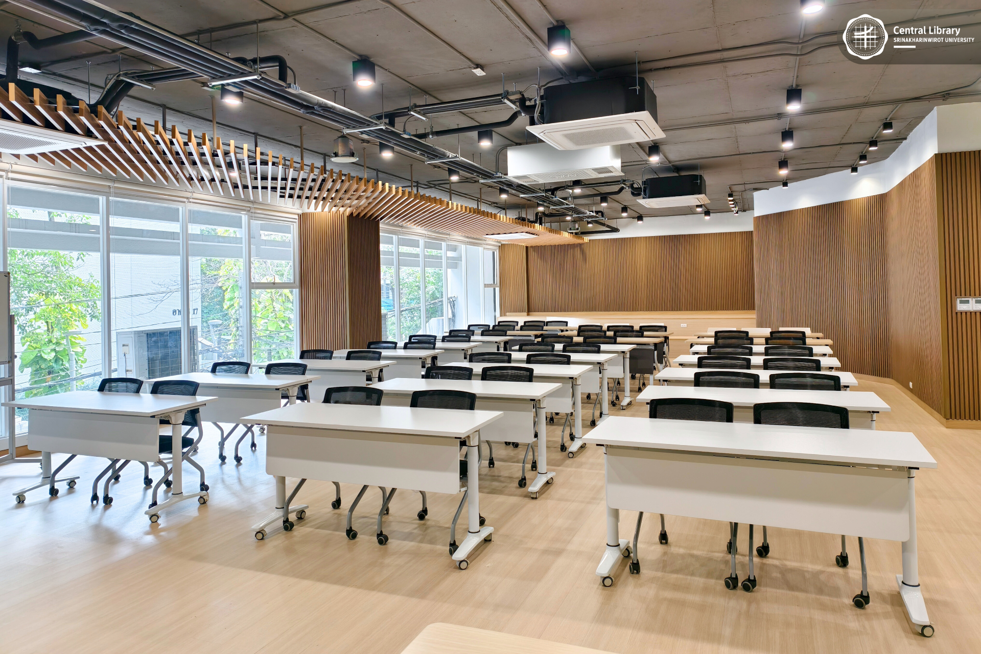 ห้องประชุม ผศ.ดร.มาเรีย เหล่าสุนทร (2)