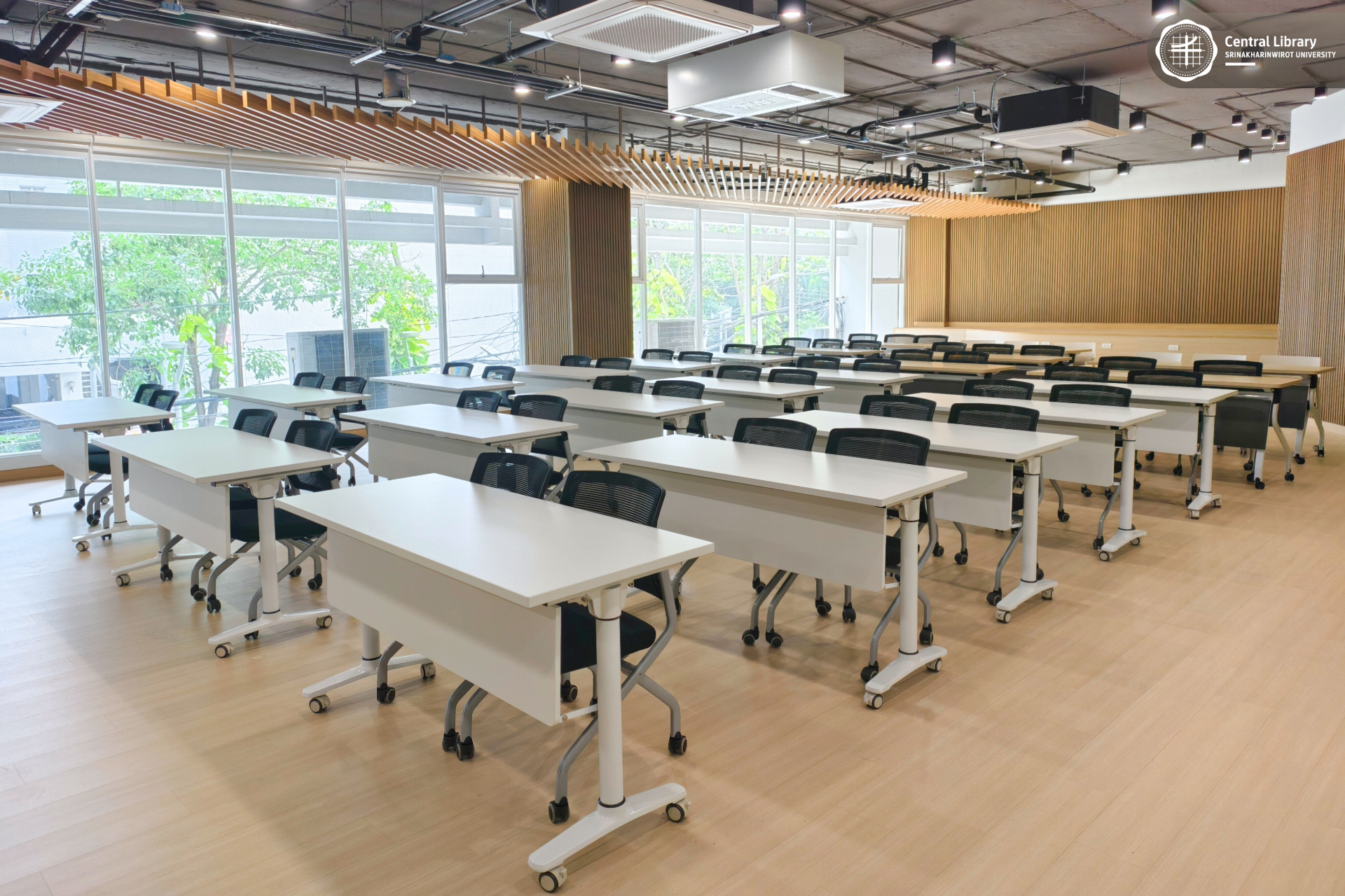 ห้องประชุม ผศ.ดร.มาเรีย เหล่าสุนทร (3)