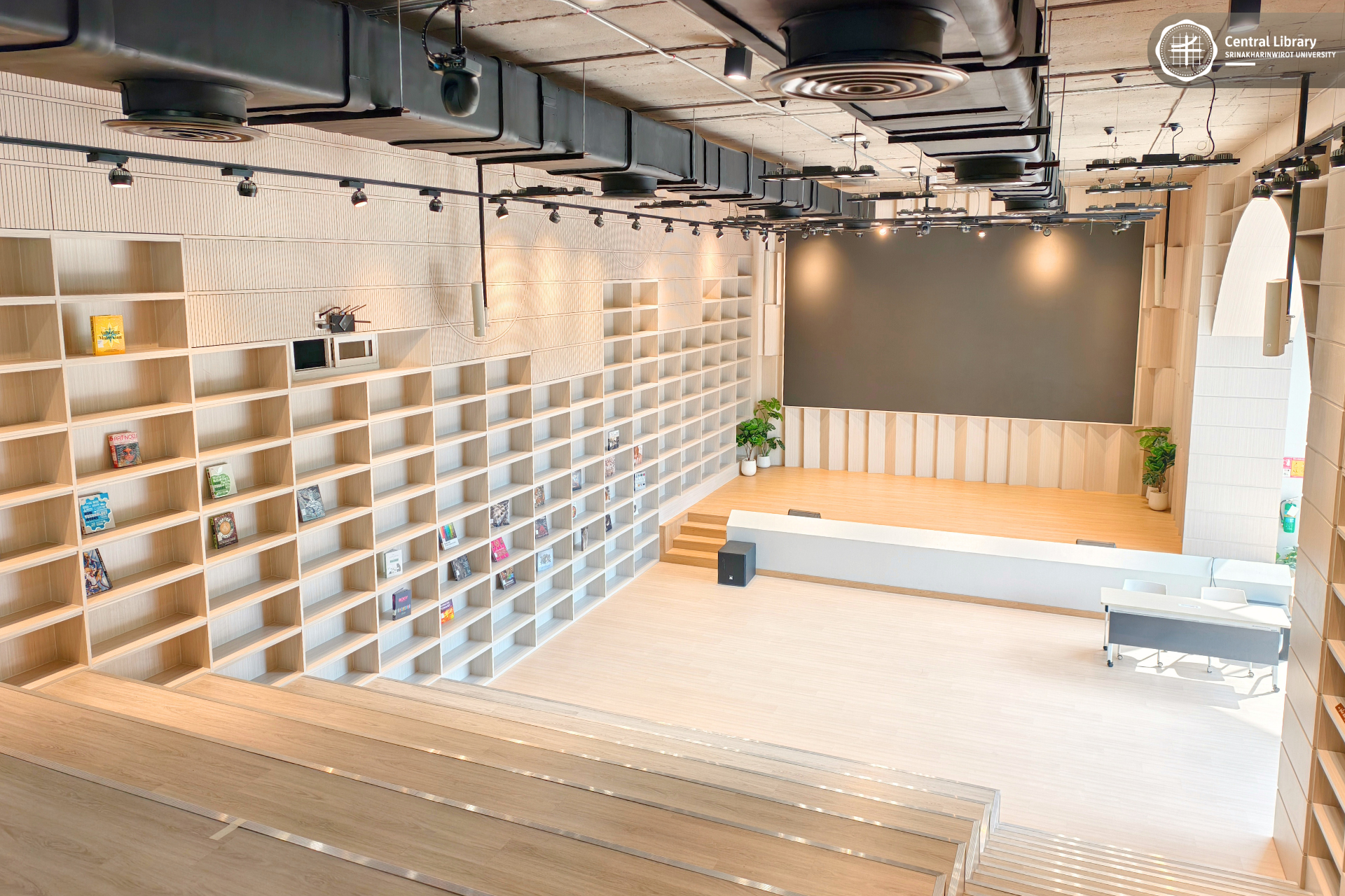 ห้องประชุม ศ.ดร.สุดใจ เหล่าสุนทร (1)