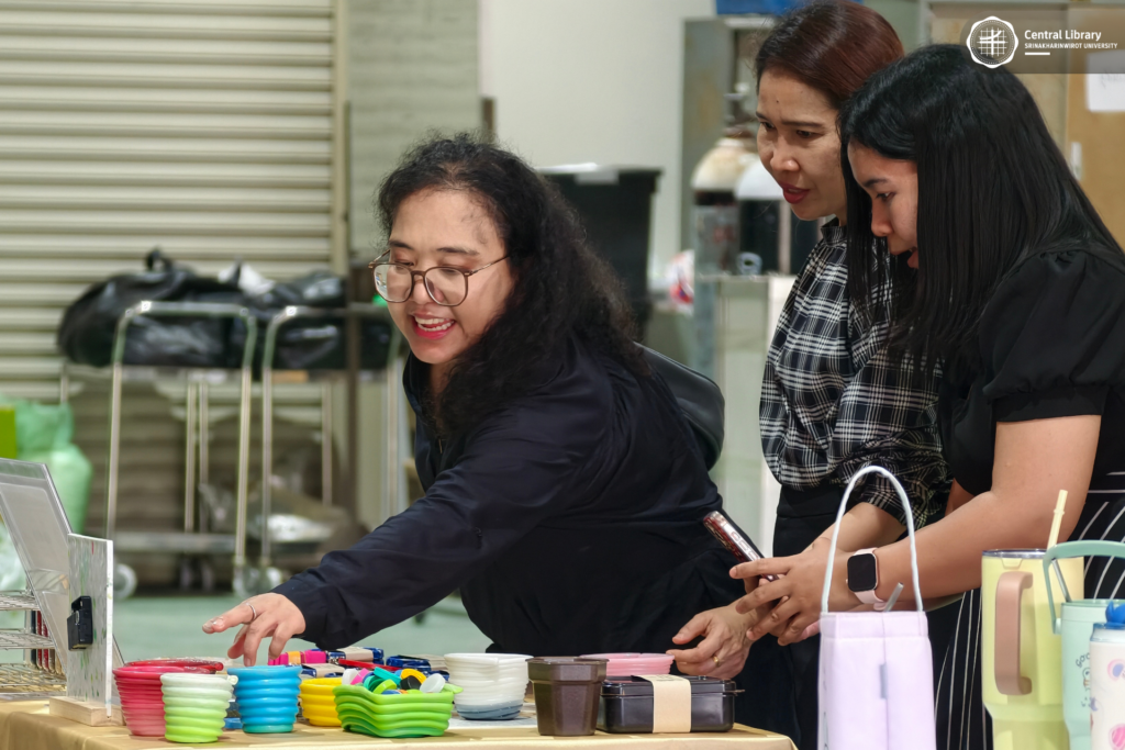 กิจกรรม Library Waste to Value (15)