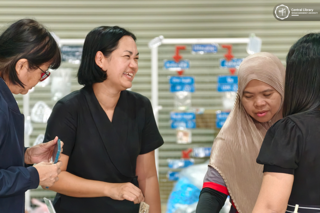 กิจกรรม Library Waste to Value (17)