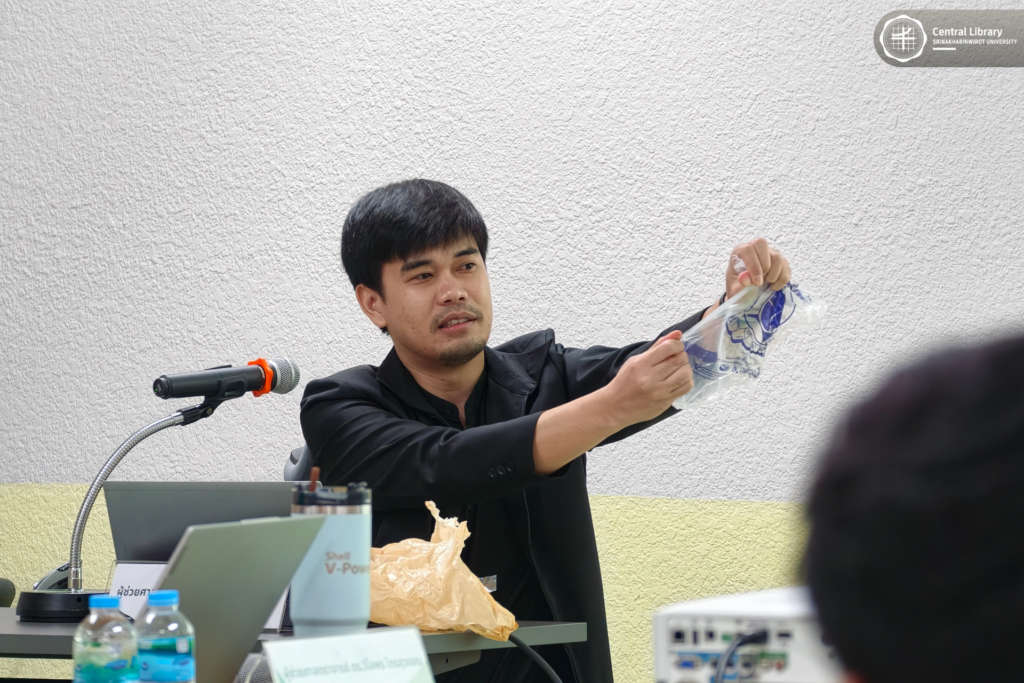 กิจกรรม Library Waste to Value (5)