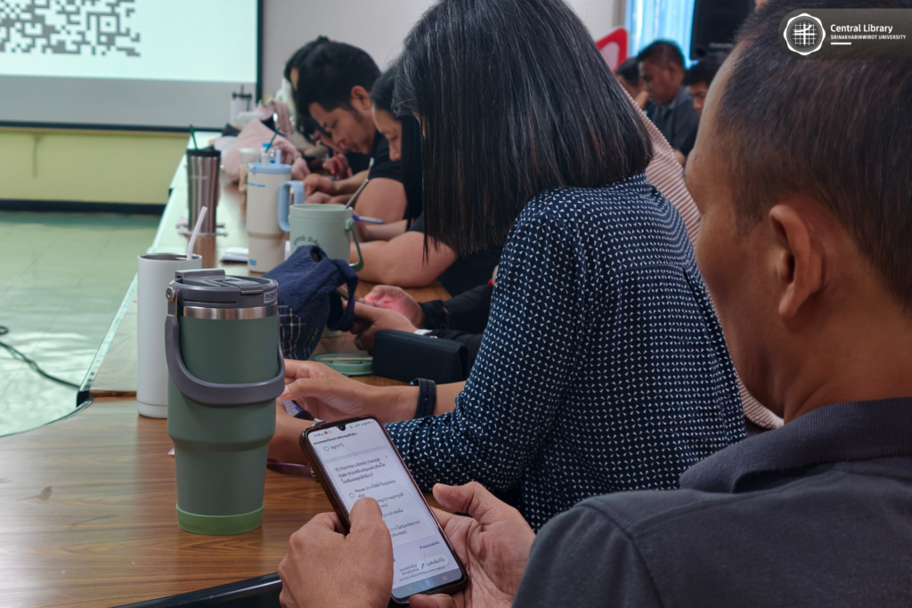 กิจกรรม Library Waste to Value (9)