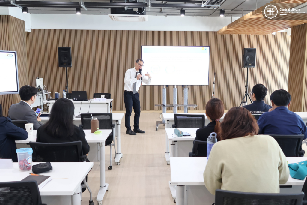 การบริหารจัดการห้องสมุดสีเขียว และการลดการใช้ก๊าซเรือนกระจก (6)