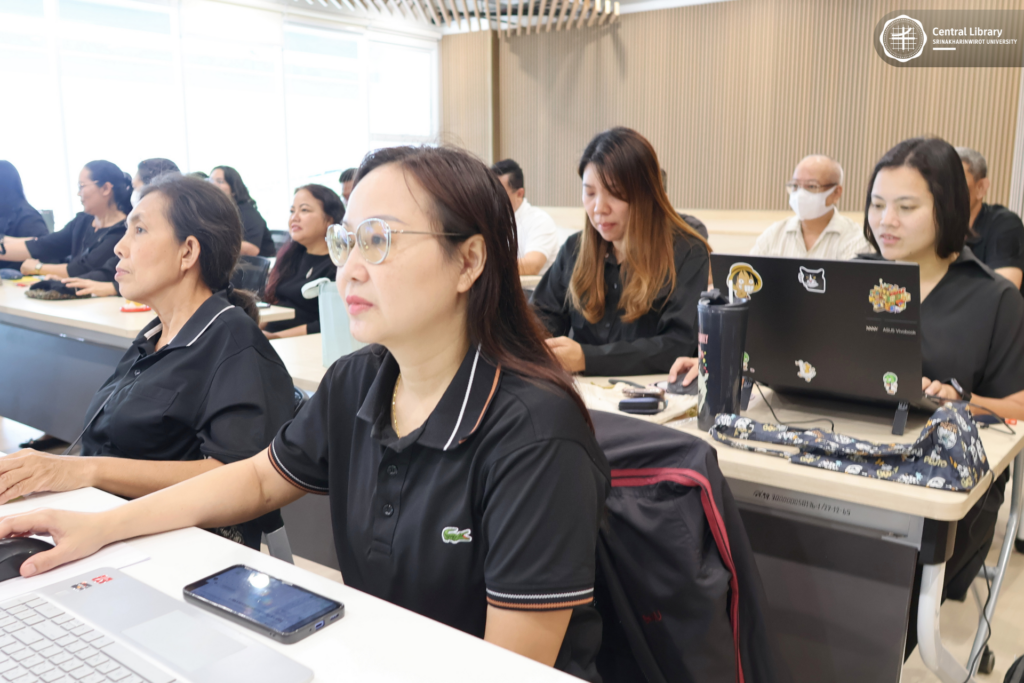 การบริหารจัดการห้องสมุดสีเขียว และการลดการใช้ก๊าซเรือนกระจก (8)