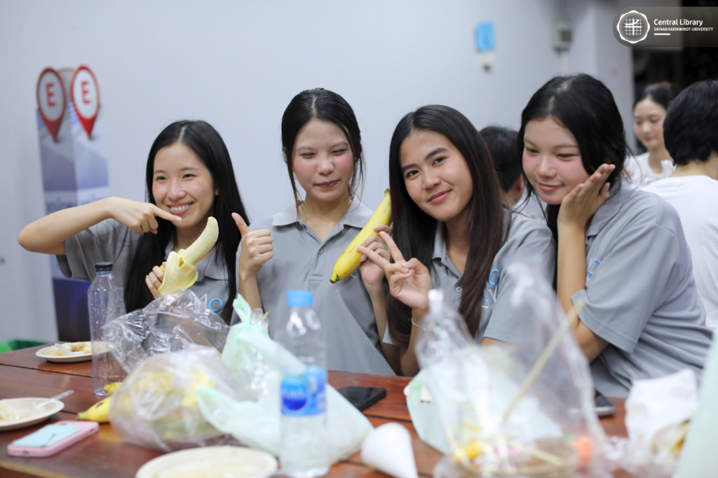 แจกข้าวไก่กระเทียม (4)