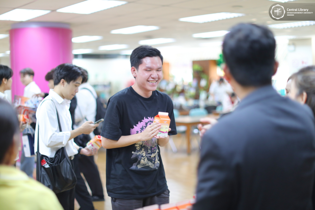 แจกนมเมจิกลิ่นมันม่วง (13)