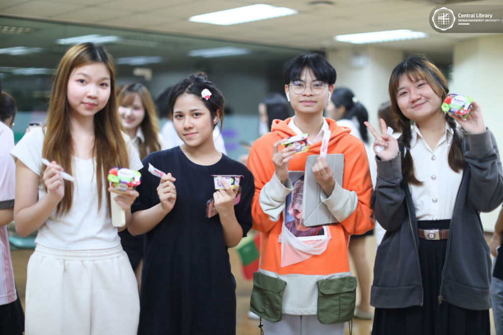 แจกโยเกิร์ต เมจิ บัลแกเรีย รสแอปเปิ้ล (6)